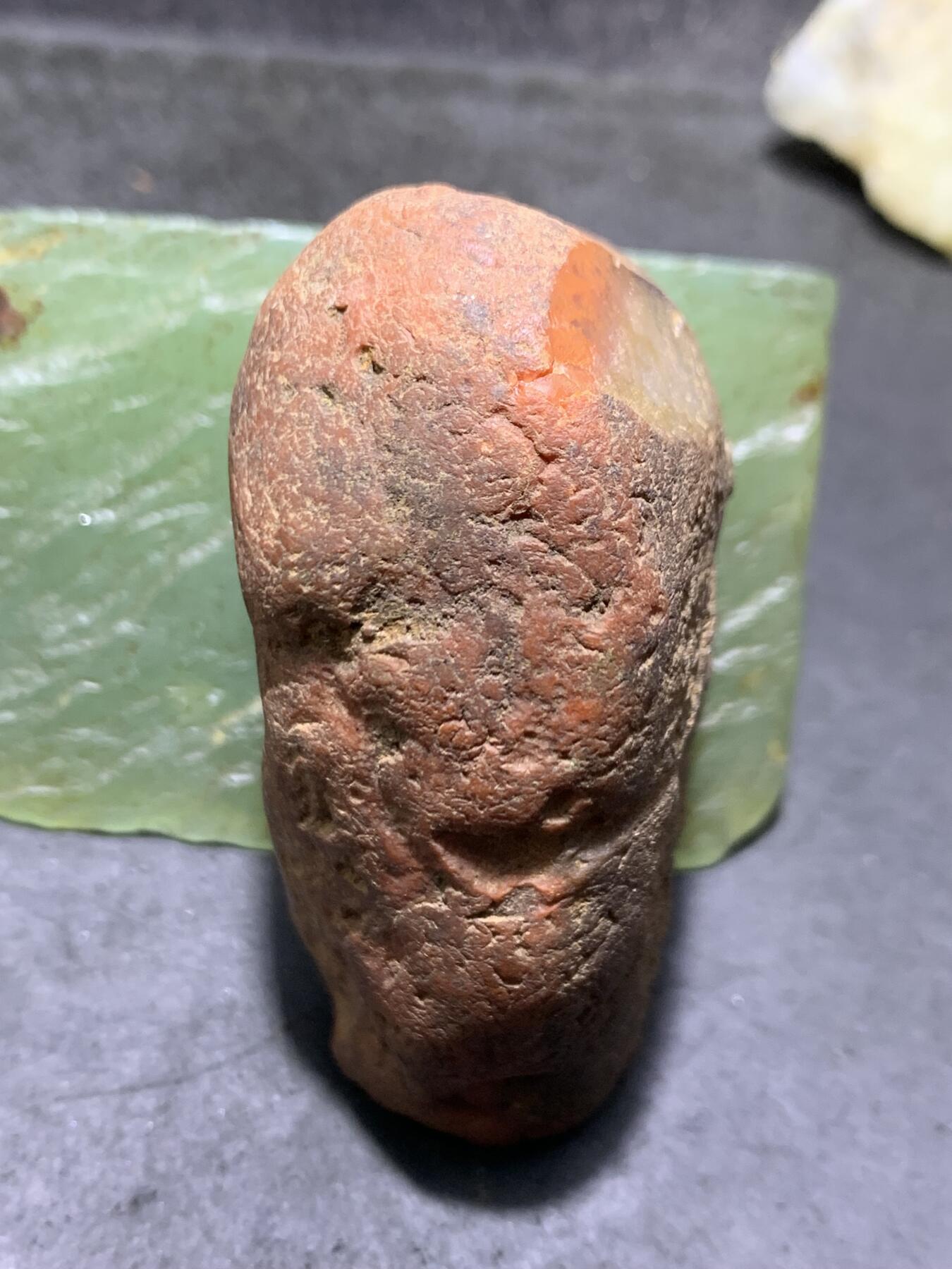 精美原皮冻料千层纹开窗料南红玛瑙原石一颗