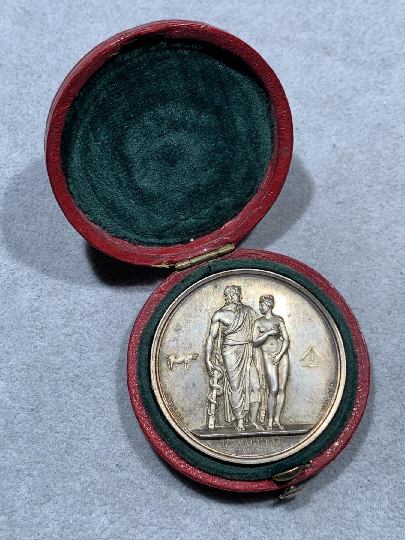 《竞宝斋》第324场 周日，周一，2场连拍 （全场包邮）