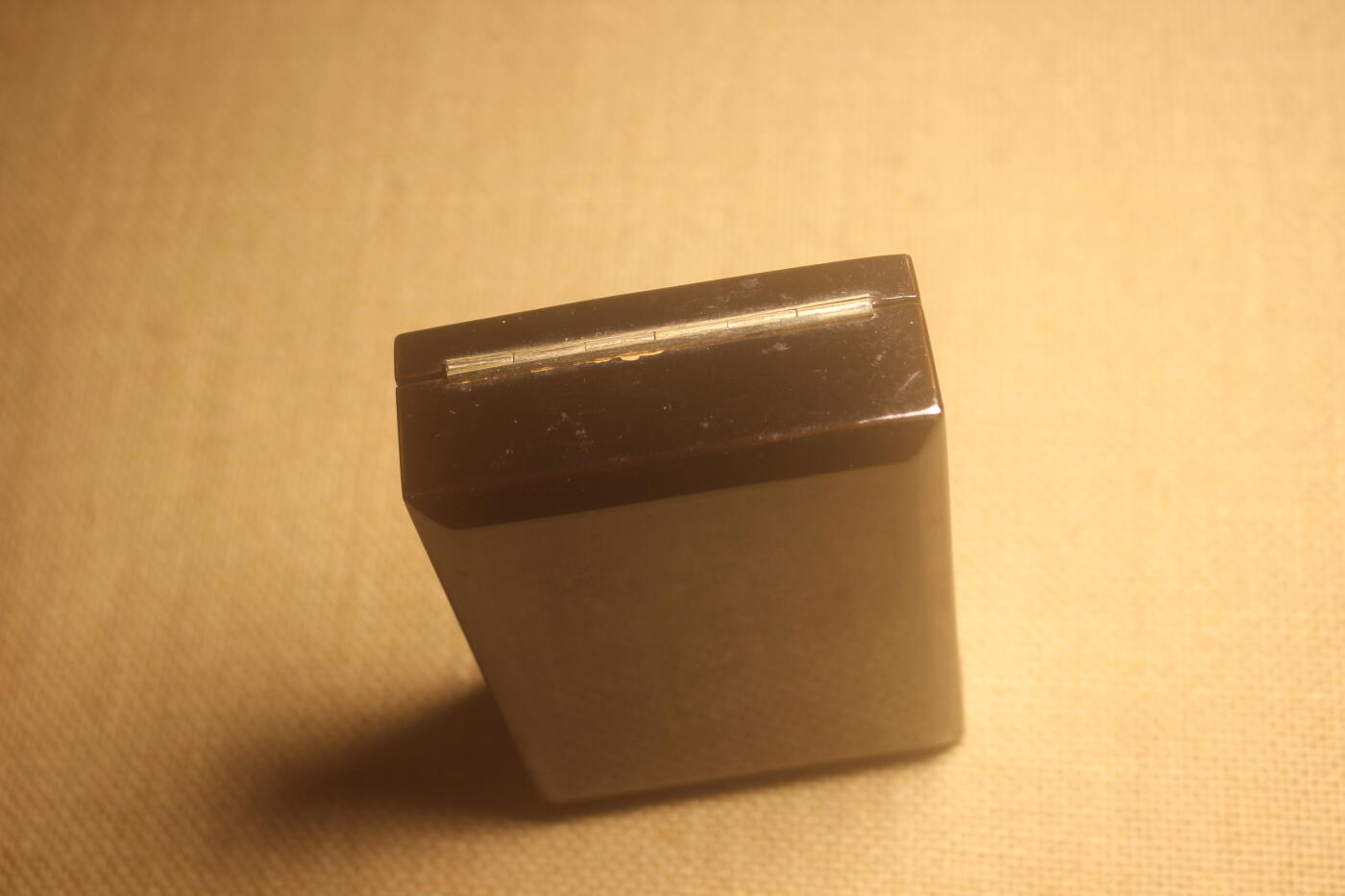 三等瑞宝章空盒，战时式样 ，轻微使用痕迹