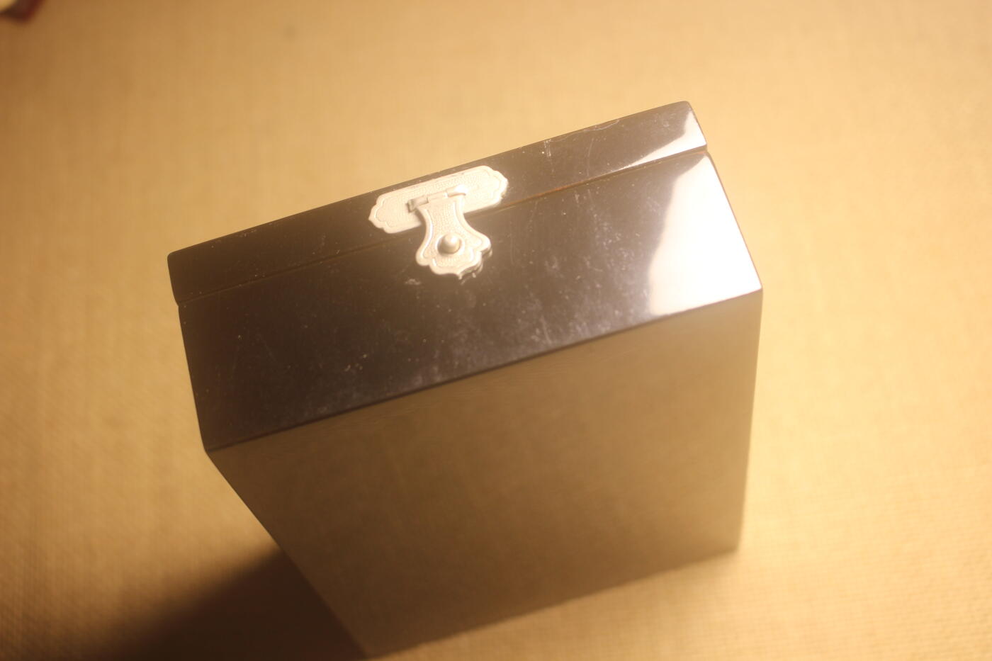 二等瑞宝章空盒，战后式样，近库存品相