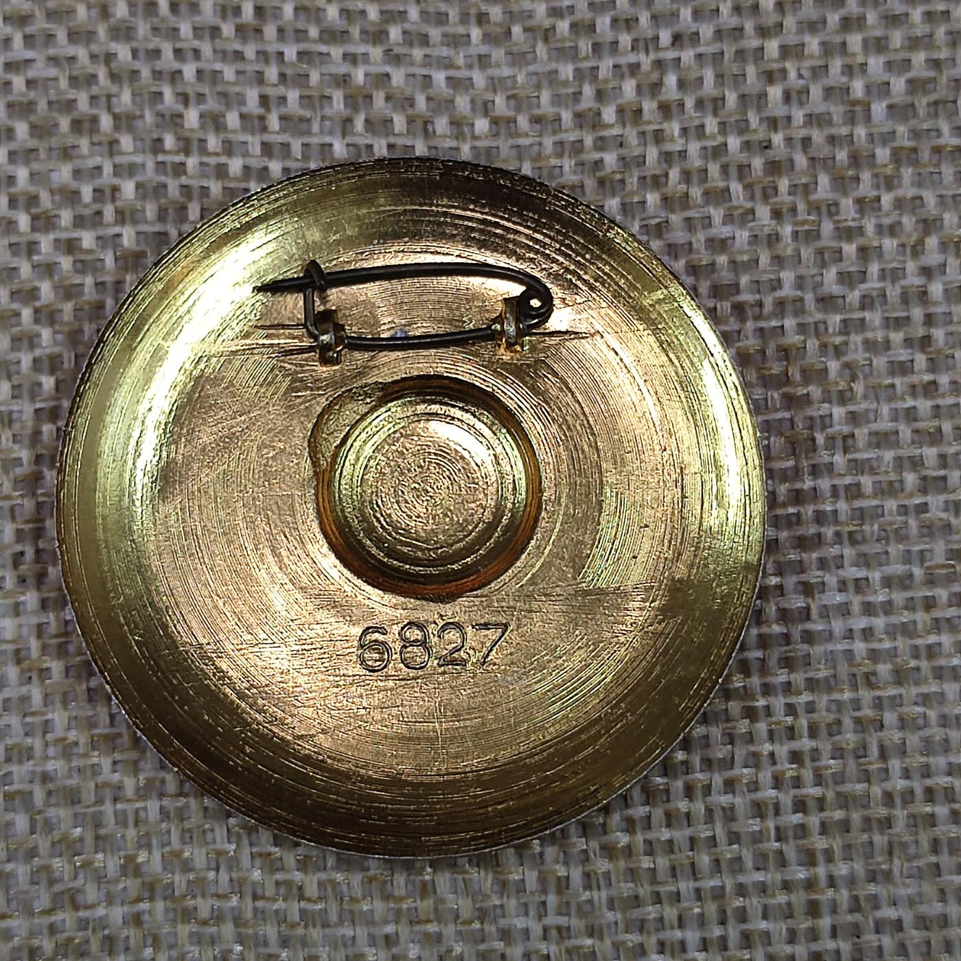 PCAI钱币3-43文革像章小专场 6827部队