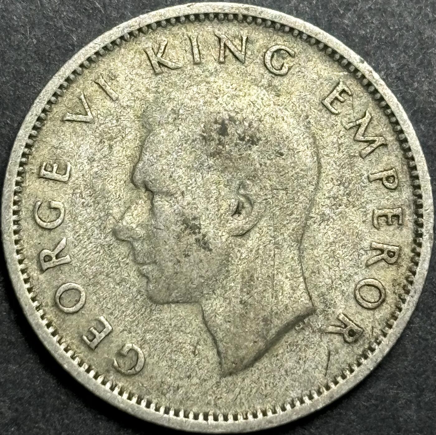 文馨钱币收藏第180 场 1946 年英属新西兰 6 便士银币