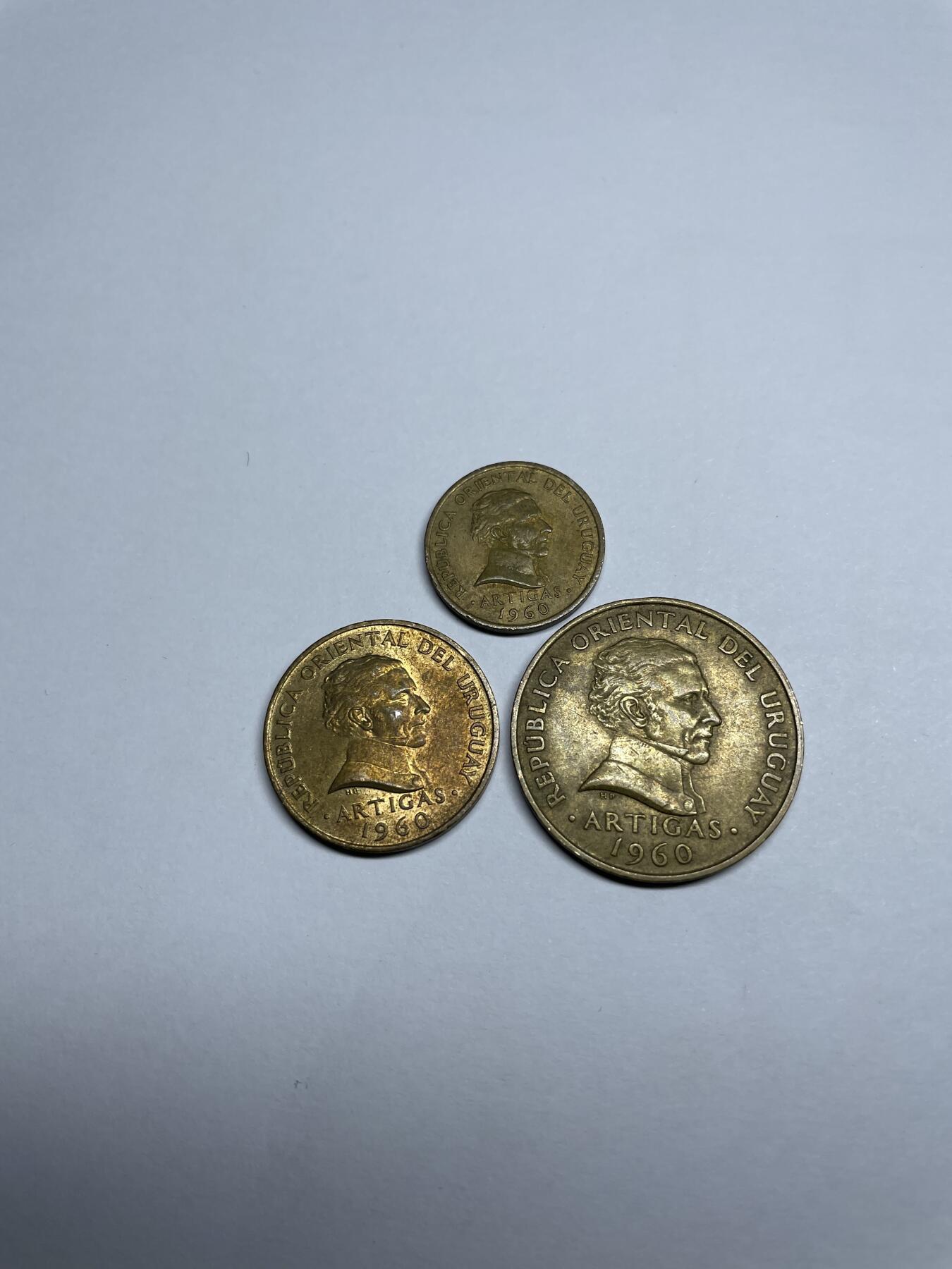 每日一拍，2024年集古藏今外币拍卖第十七期-第6场—（总第166拍），可以寄存60天，满160元包邮。 1960年乌拉圭三枚