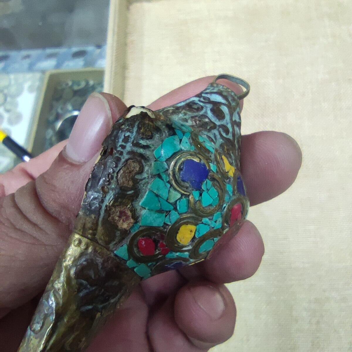 PCAI钱币4-44钱币杂项小专场 老法螺  手工天然宝石完成，老物件不是新工艺品
