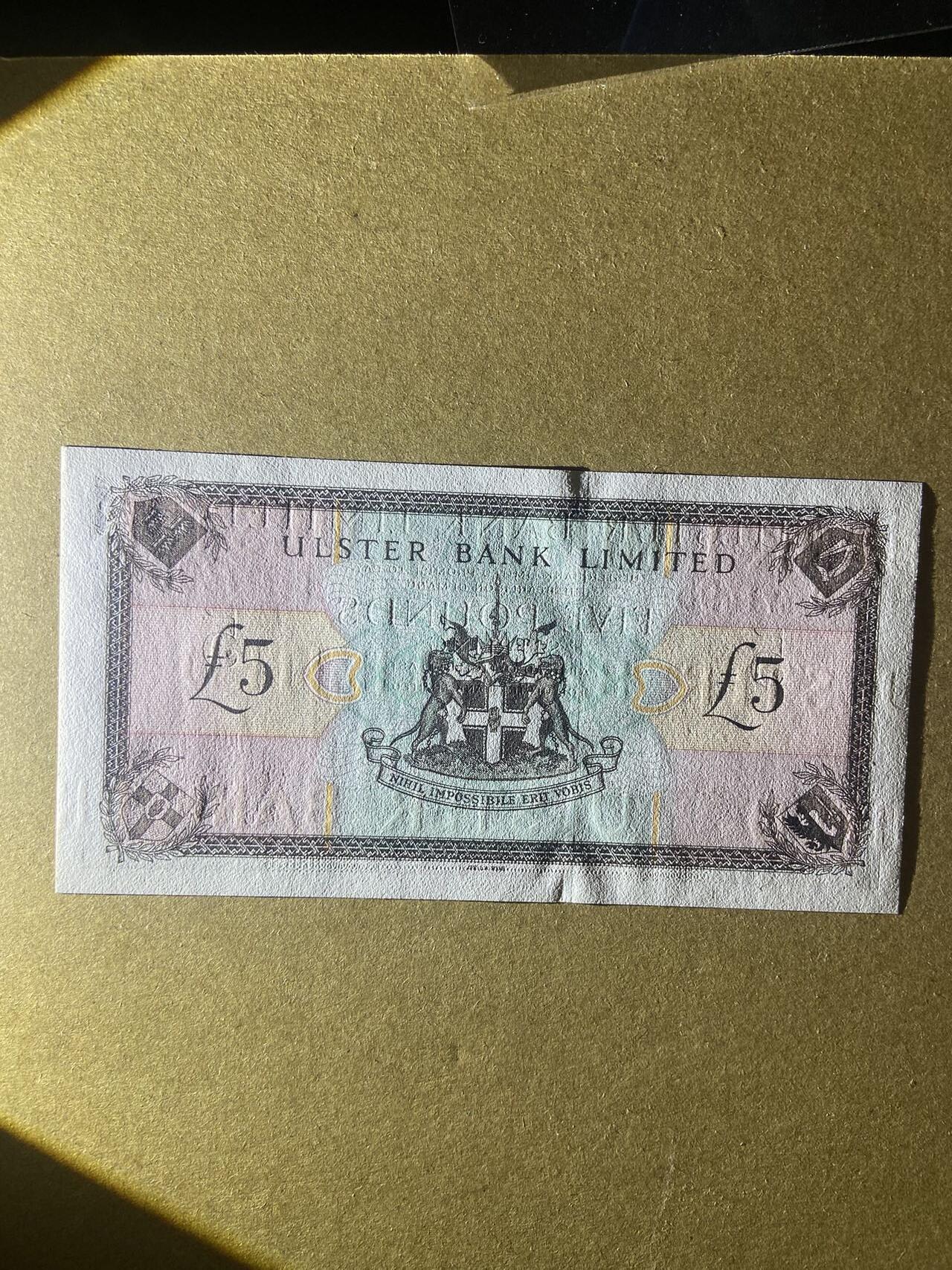 【炜奕收藏】，第十八期 北爱尔兰阿尔斯特银行5磅，UNC品相