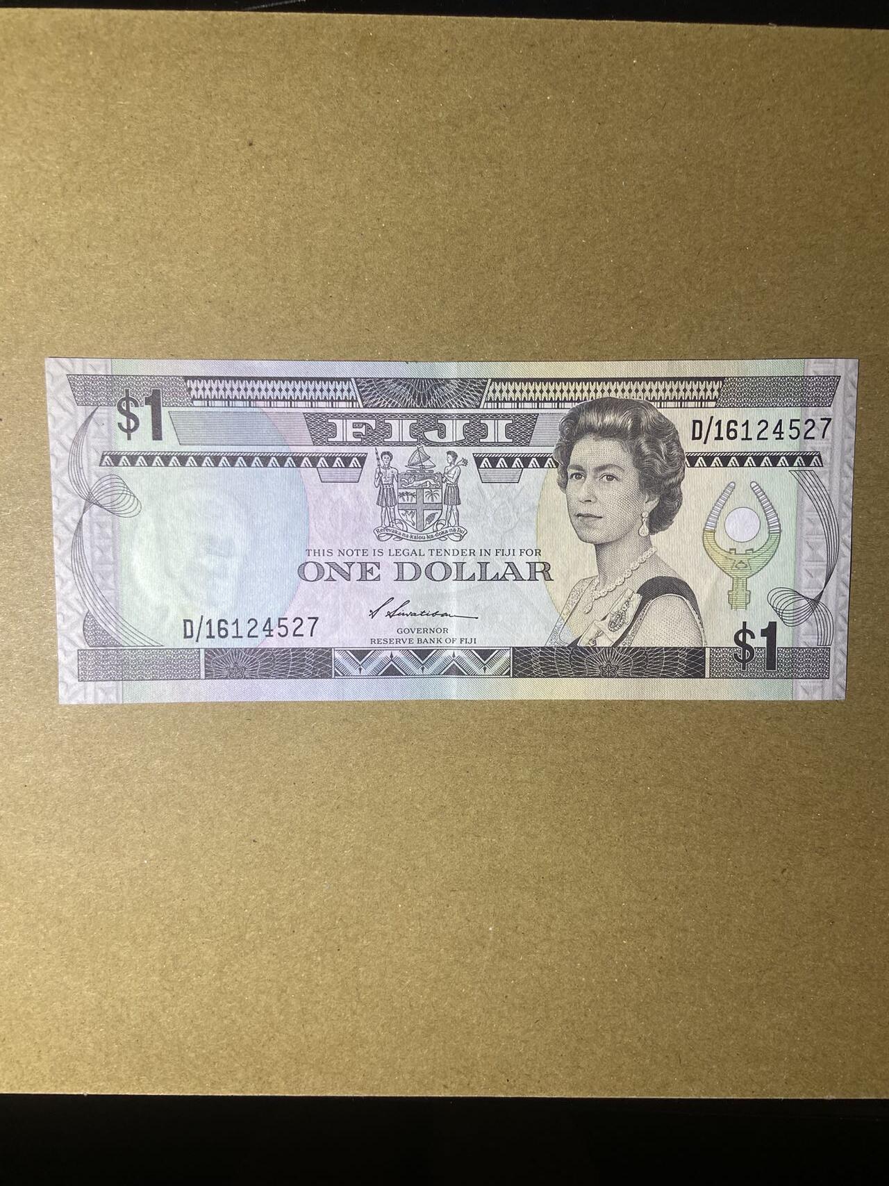 【炜奕收藏】，第十八期 斐济早期1元，AU品相