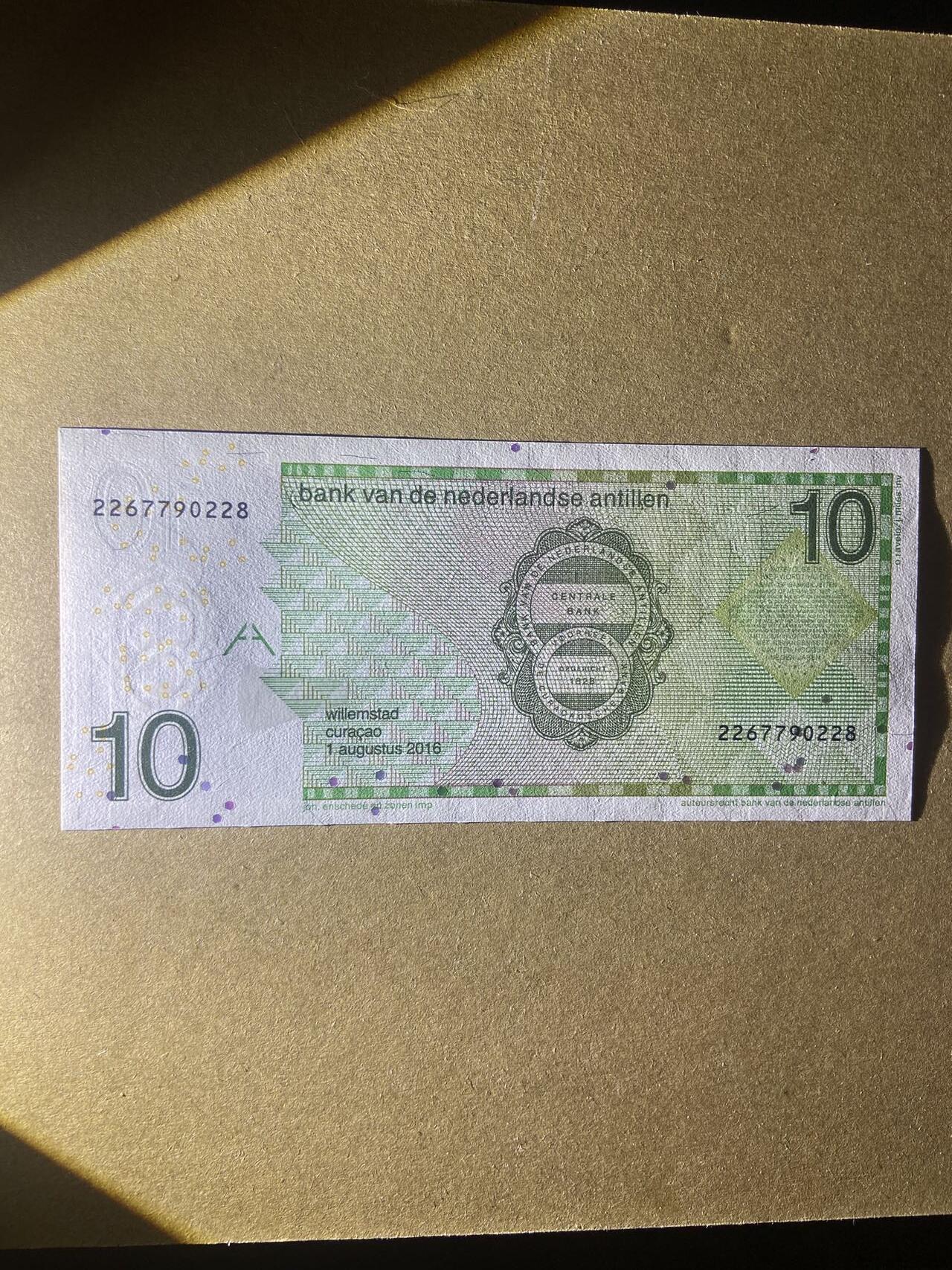 【炜奕收藏】，第十八期 荷属安的列斯10盾，UNC品相