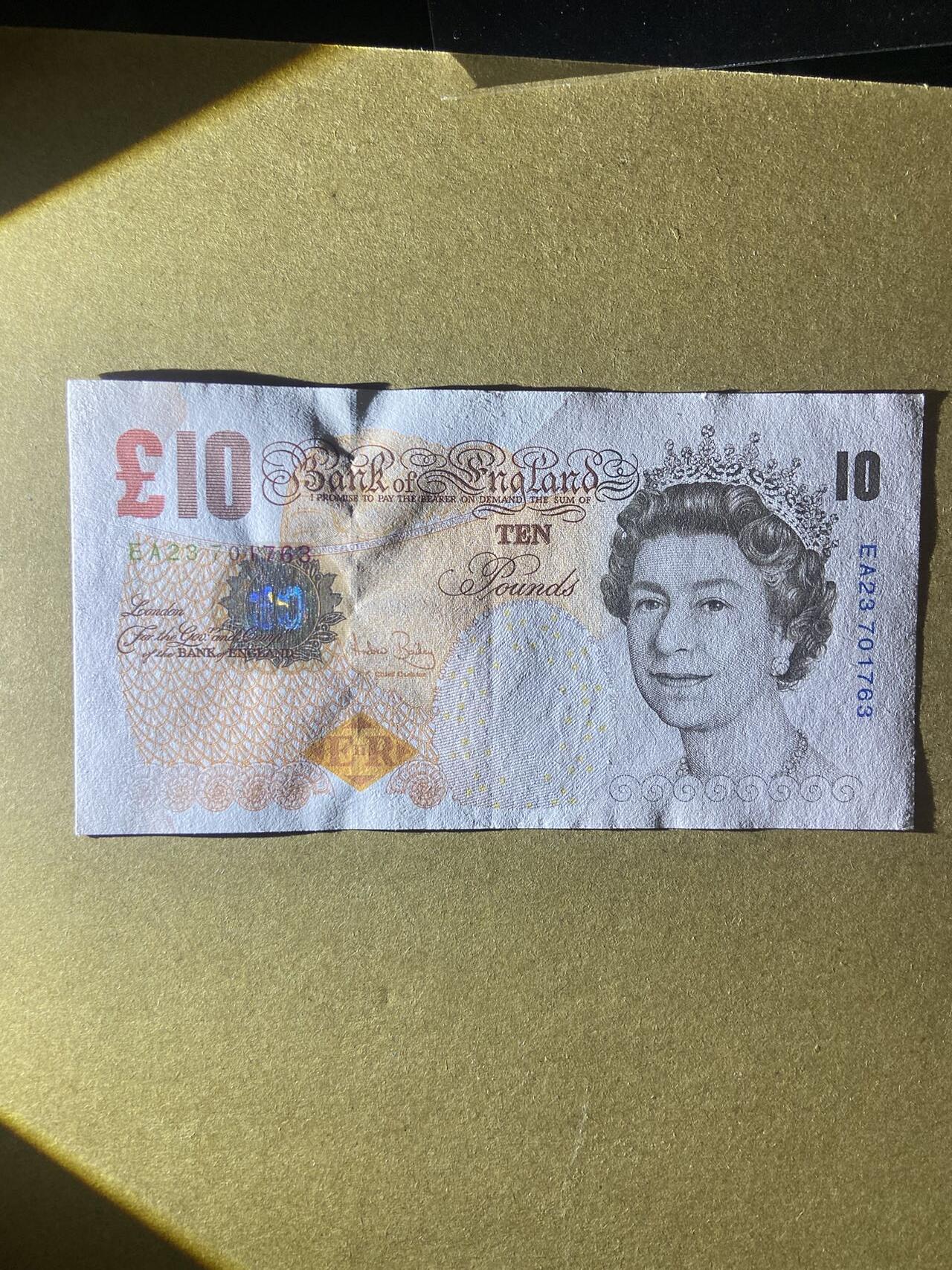 【炜奕收藏】，第十八期 英国E序列再版10磅，AU品相