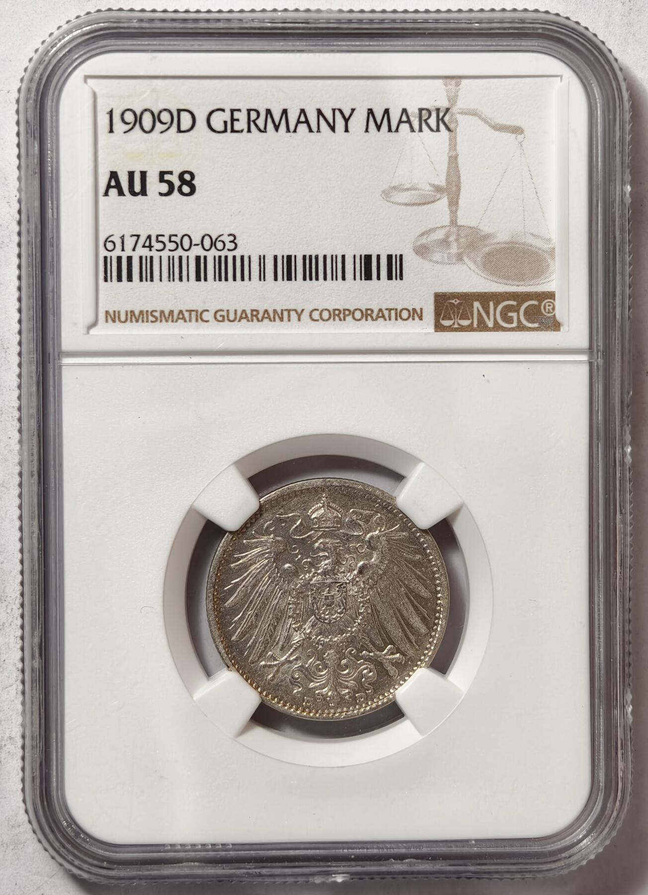 紫瑗钱币——第472期 德国 1909年 D版 第二帝国 长翅 1马克 银币 NGC AU58