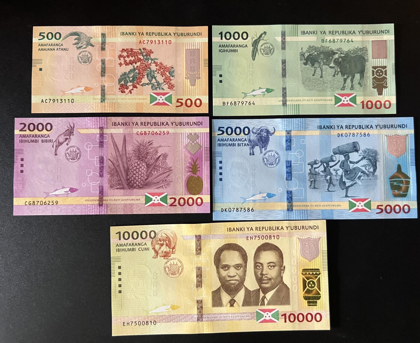 珑诚汇·乐淘淘 世界纸币拍卖 第32期 低佣场 布隆迪法郎一套 500、1000、2000、5000、10000法郎  全新UNC