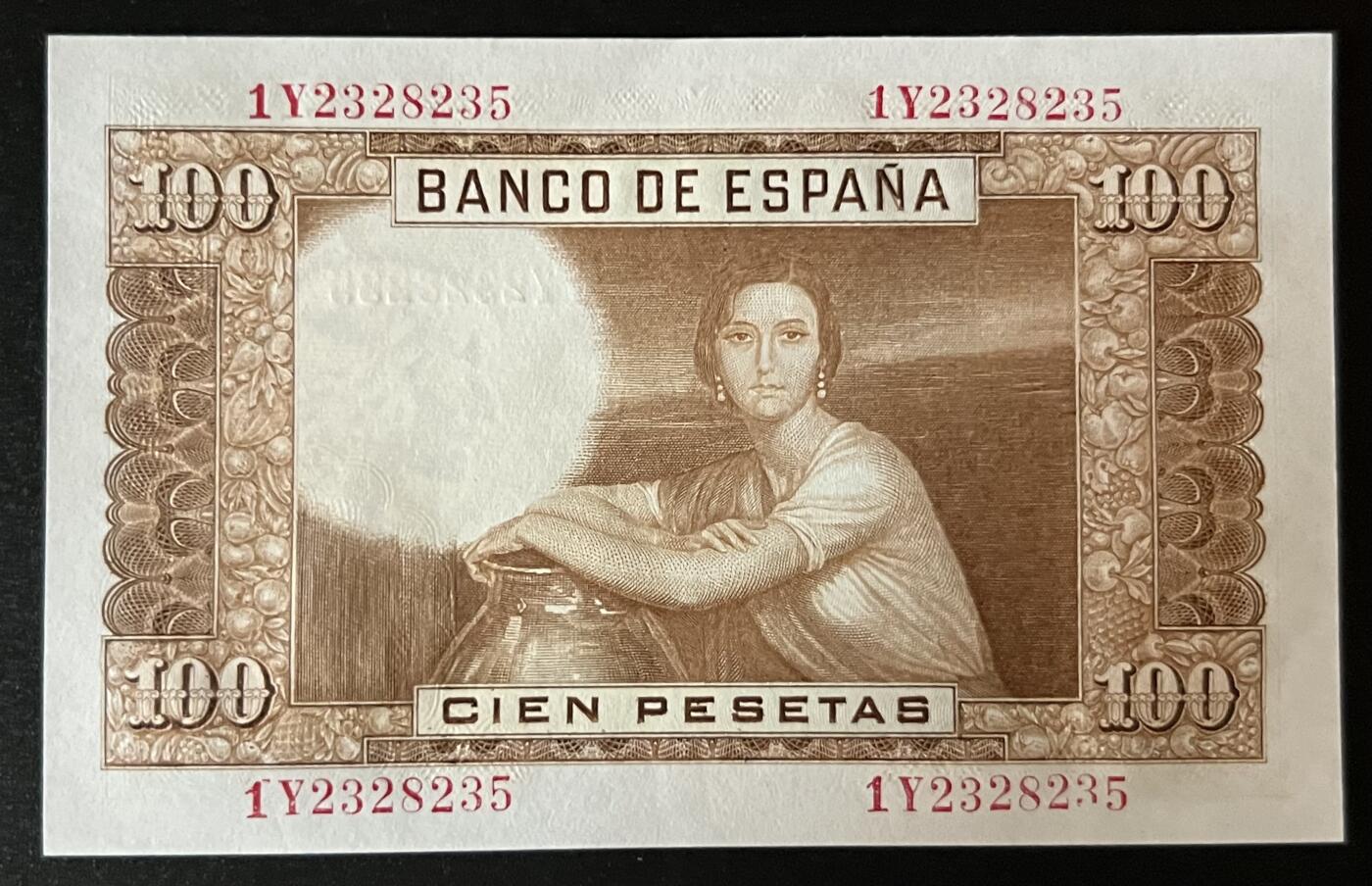 珑诚汇·乐淘淘 世界纸币拍卖 第32期 低佣场 『1Y2328235』西班牙1953年纸币 100比塞塔 无四七 精美大票幅 轻微压痕 UNC