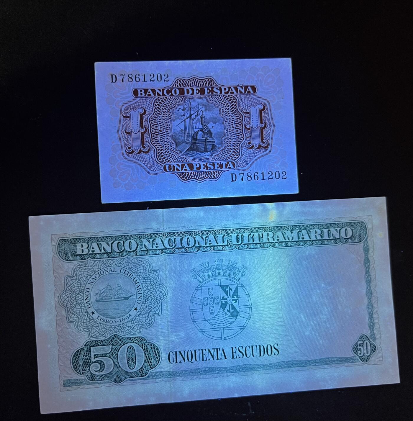 珑诚汇·乐淘淘 世界纸币拍卖 第32期 低佣场 西班牙1953年1比塞塔&东帝汶1967年50埃斯库多 有黄斑 UNC