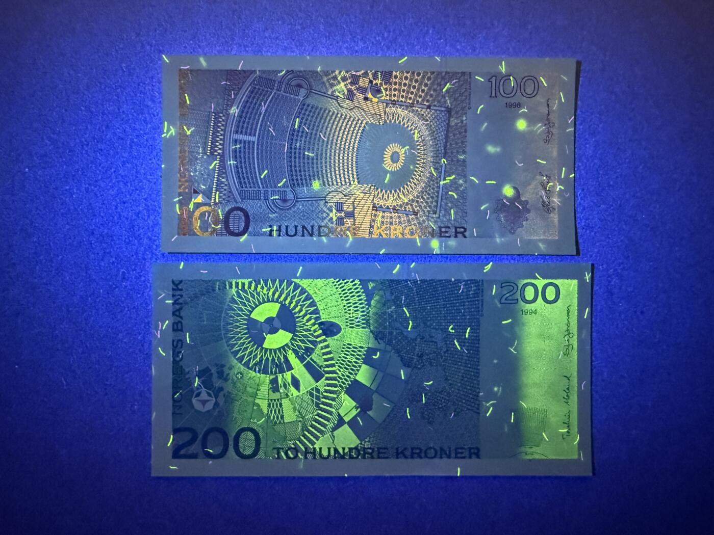 《张总收藏》174期-周日外币荟萃 挪威100、200克朗2张 UNC 初版 全程无4