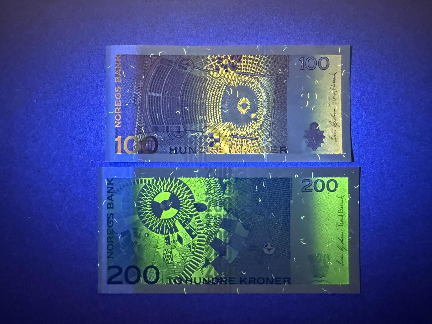 《张总收藏》174期-周日外币荟萃 挪威100、200克朗2张 UNC 2004年 全程无47