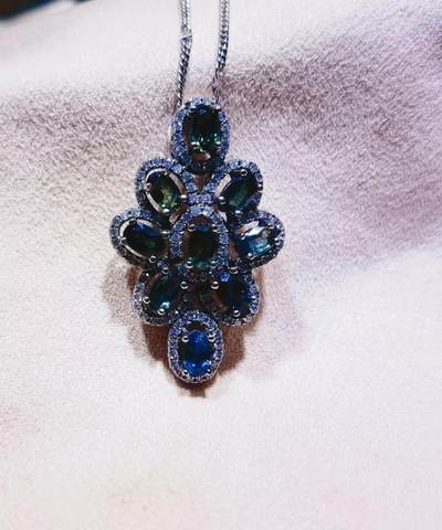 蓝宝石吊坠火彩极佳，无烧，纯银镶嵌！尺寸:3.3*2.0cm - 蓝宝石吊坠火彩极佳，无烧，纯银镶嵌！尺寸:3.3*2.0cm