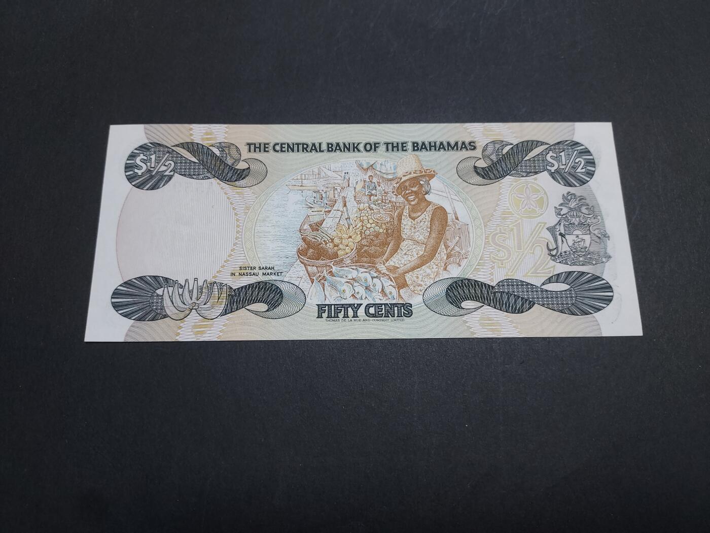 博彦收藏 11月12日 8点钱币专场 巴哈马 1974女皇50c UNC