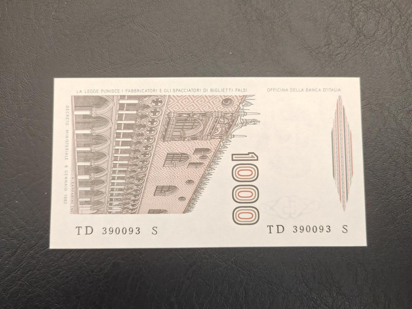 意大利 1982年 1000里拉 纸币  全新UNC