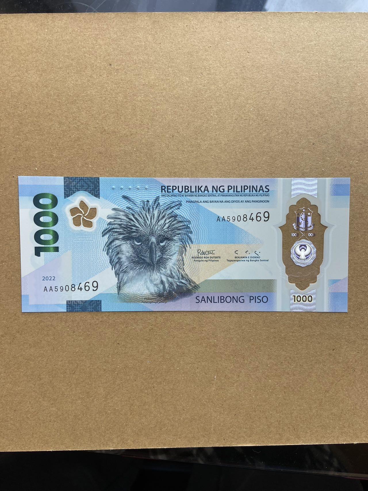 【炜奕收藏】，第十八期 菲律宾1000元塑料钞，UNC品相，AA冠，获奖钞