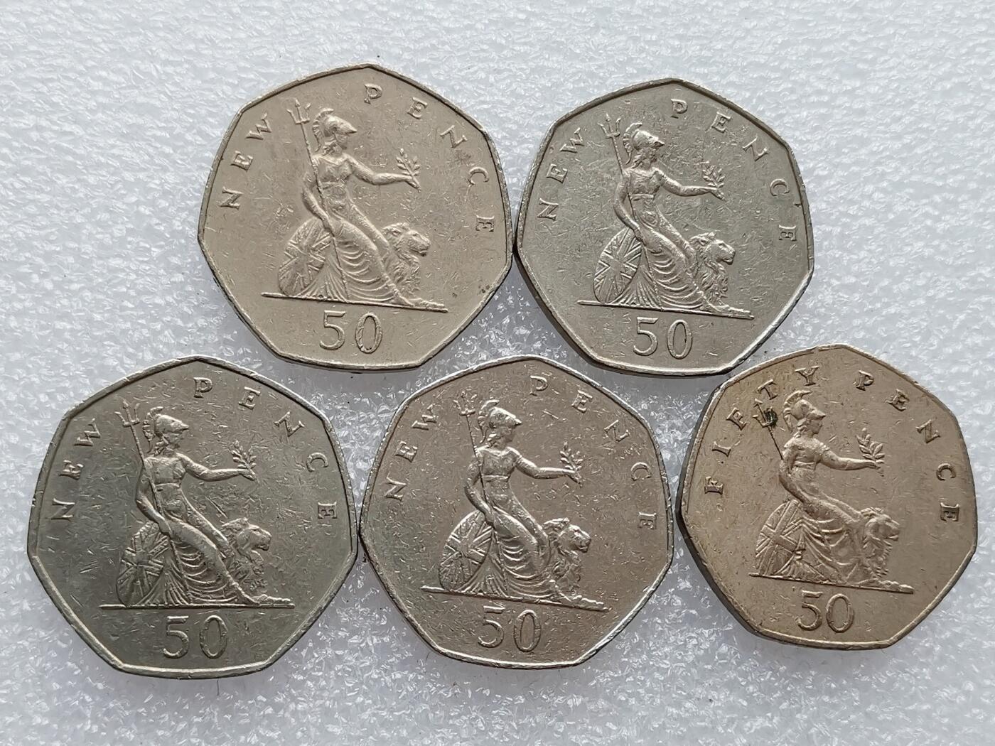 第一海外回流一元起拍收藏 散集专场 第136期. 英国50便士硬币 5枚