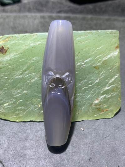 精美高玉化天眼纹巴西玛瑙手工俏色巧雕龙猫大桶珠（把件）一个 - 精美高玉化天眼纹巴西玛瑙手工俏色巧雕龙猫大桶珠（把件）一个