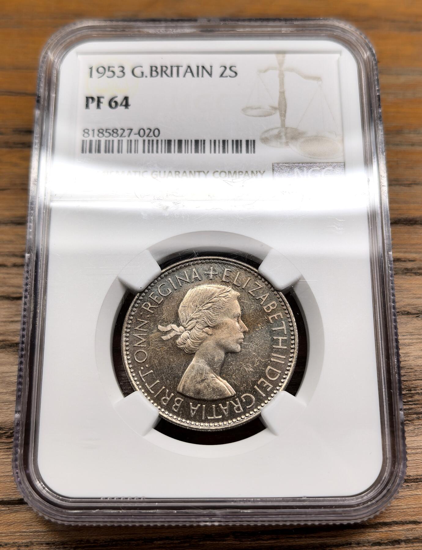 凡希社世界钱币微拍第二百八十九期 1953，英国伊丽莎白二世2先令精铸NGC-PF64