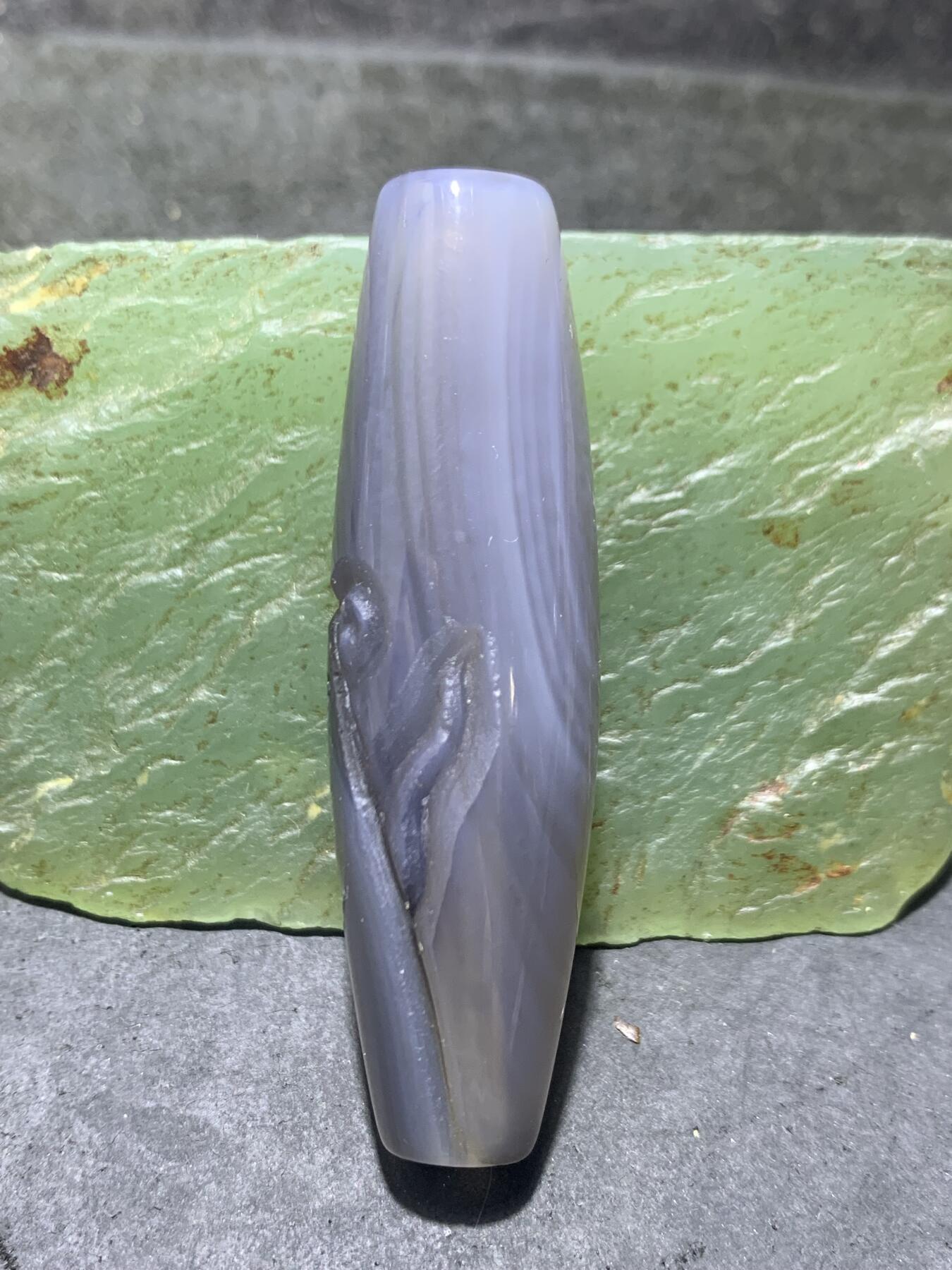 精美高玉化天眼纹巴西玛瑙手工俏色巧雕龙猫大桶珠（把件）一个