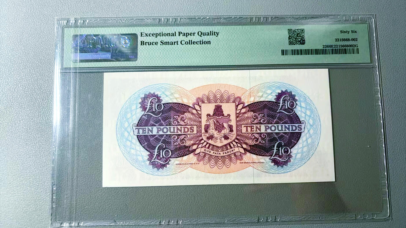 【Blue Auction】✨世界纸币精拍第575期【精】  【C/1首发冠 无47】百慕大 1964年10镑 最高值少见 大冠女王 多色套印色彩绚丽 BWC出品 PMG66EPQ 该品相值得收藏（当初印制了30万张，然而在1969年，百慕大宣布从镑制改为以十进制形式表示的元，这将使旧钞票失效。据说只发行了000001到250000的序列号，最后5万张被销毁） 