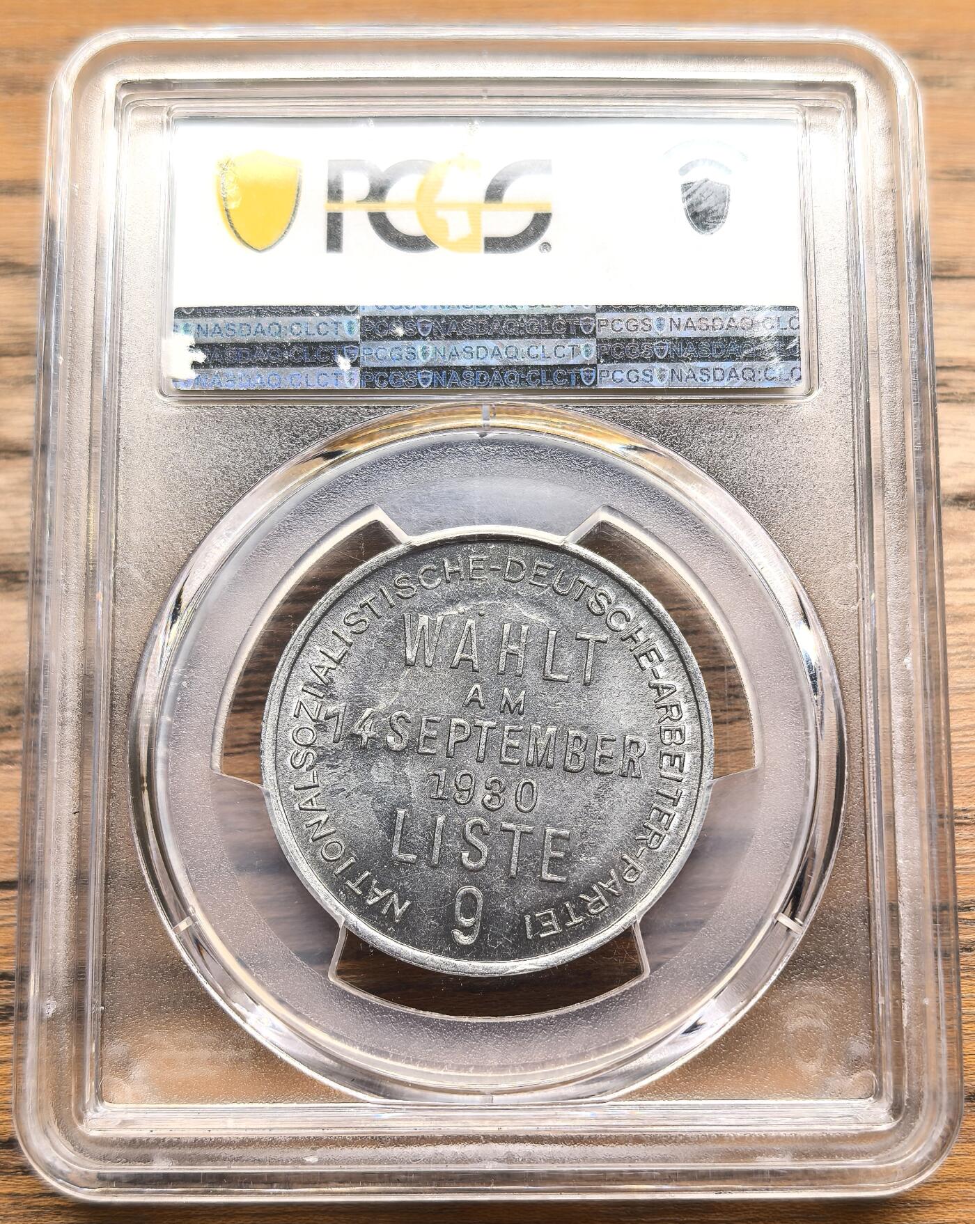 凡希社世界钱币微拍第二百八十九期 1930德国国会选举元首像纪念Token铝质PCGS-MS62，1930年9月14日德国国会选举中，希特勒及国家社会主义工人党获得选票640万张，占全部选票的18.3%，获国会席位107席，成为国会第二大党。