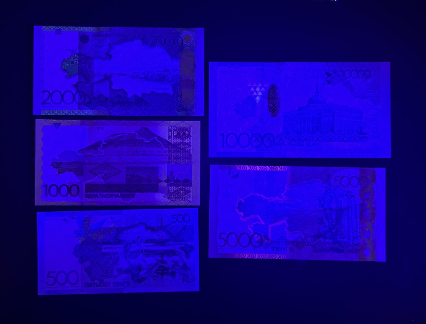 【丑猫1116】今晚六点半，无人快拍 哈萨克斯坦一套unc