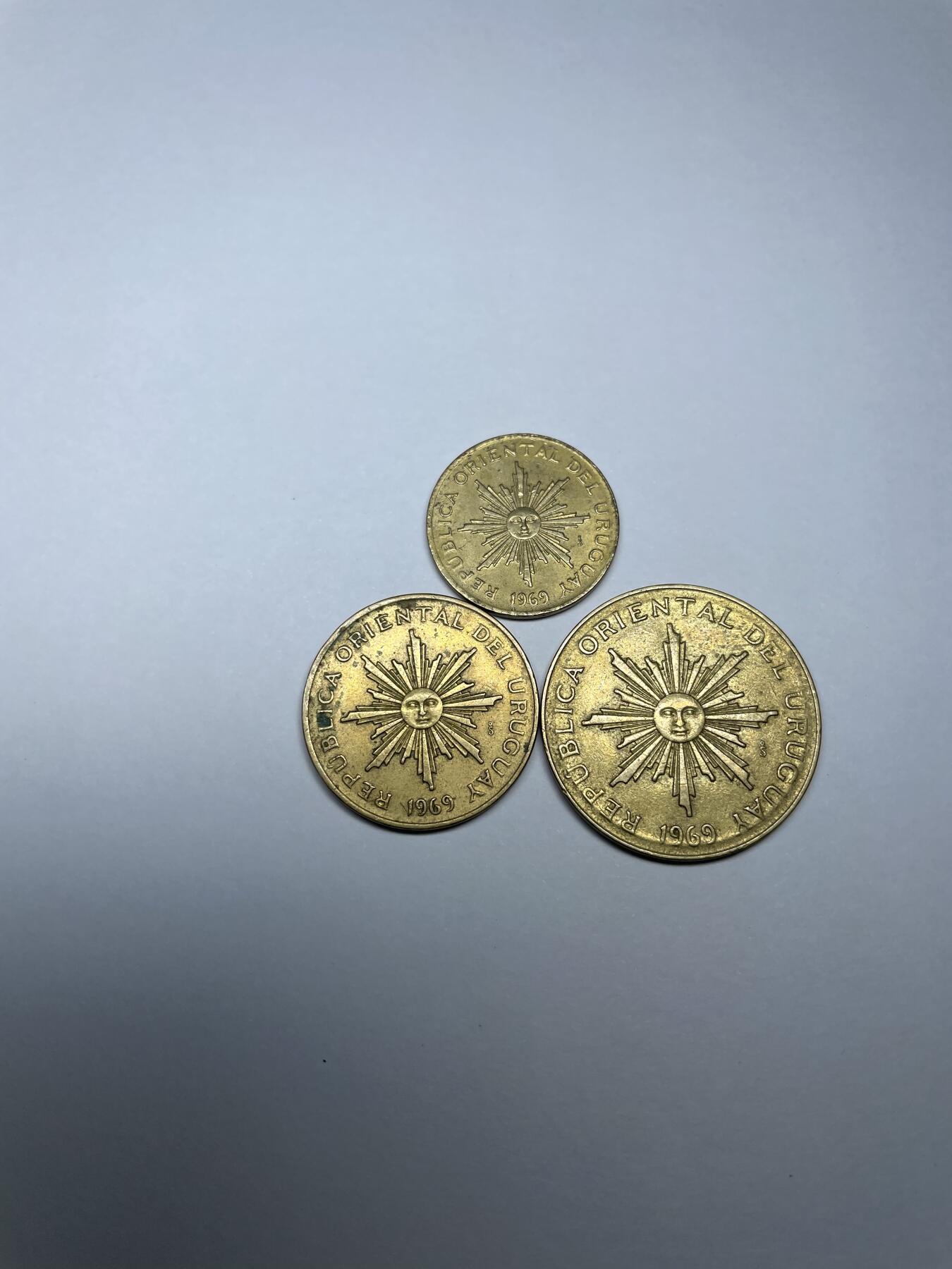每日一拍，2024年集古藏今外币拍卖第十七期-第9场—（总第169拍），可以寄存60天，满160元包邮。 1969年乌拉圭三枚