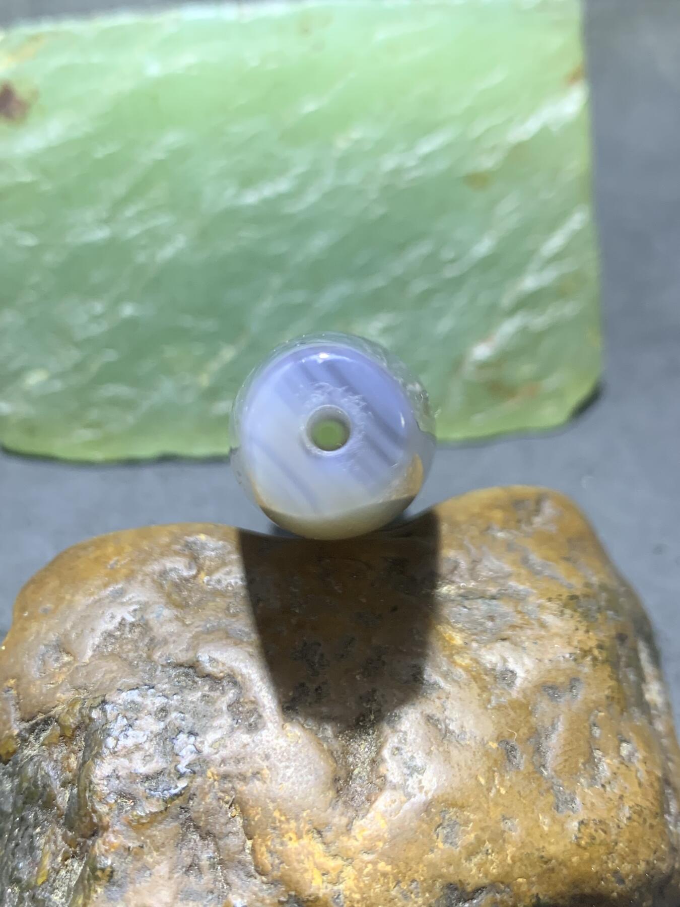精美高玉化天眼纹巴西玛瑙手工俏色巧雕龙猫大桶珠（把件）一个