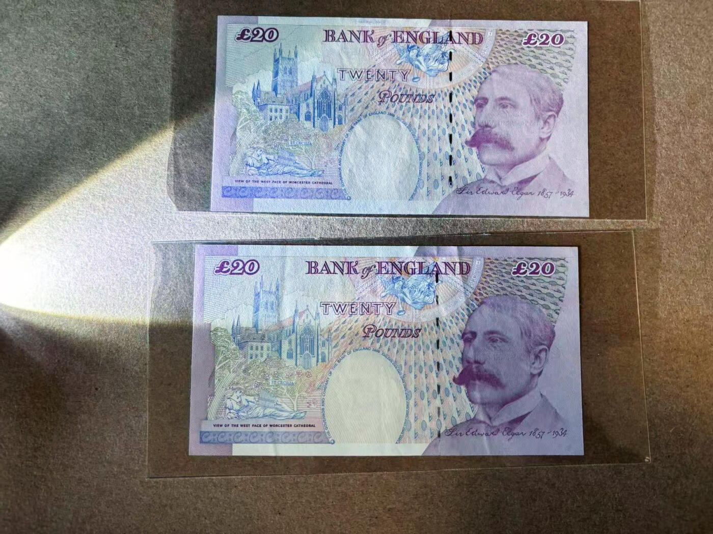 【Blue Auction】✨世界纸币精拍第576期【精】 【一组2张】英国 E序列再版20镑 品相如图