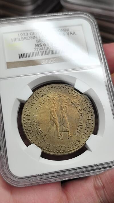 凡希社世界钱币微拍第二百八十九期 荐！1923德紧海尔布隆失业夫妇100亿马克铜币NGC-MS63，这个面值更稀有。(视频参考)