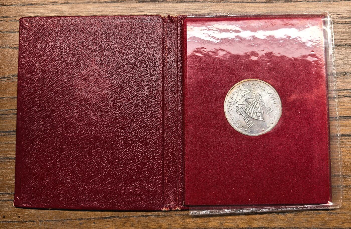 凡希社世界钱币微拍第二百八十九期 1978梵蒂冈500里拉纪念银币附原厂包装