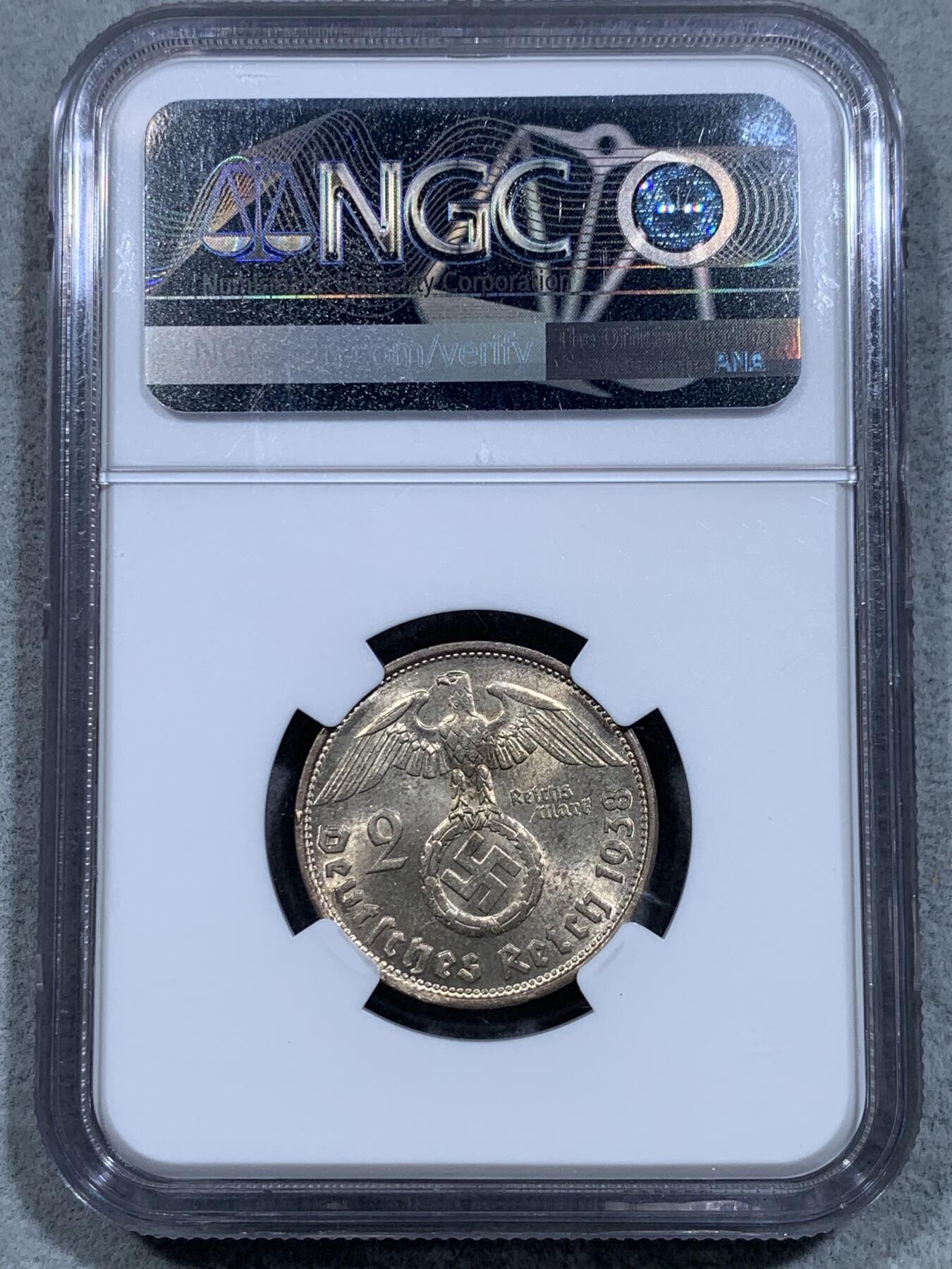 《竞宝斋》第326场 周日，周一，2场连拍 （全场包邮） NGC MS63 德国 1938年B版 2马克 银币 双面金色包浆，状态优秀，可藏。