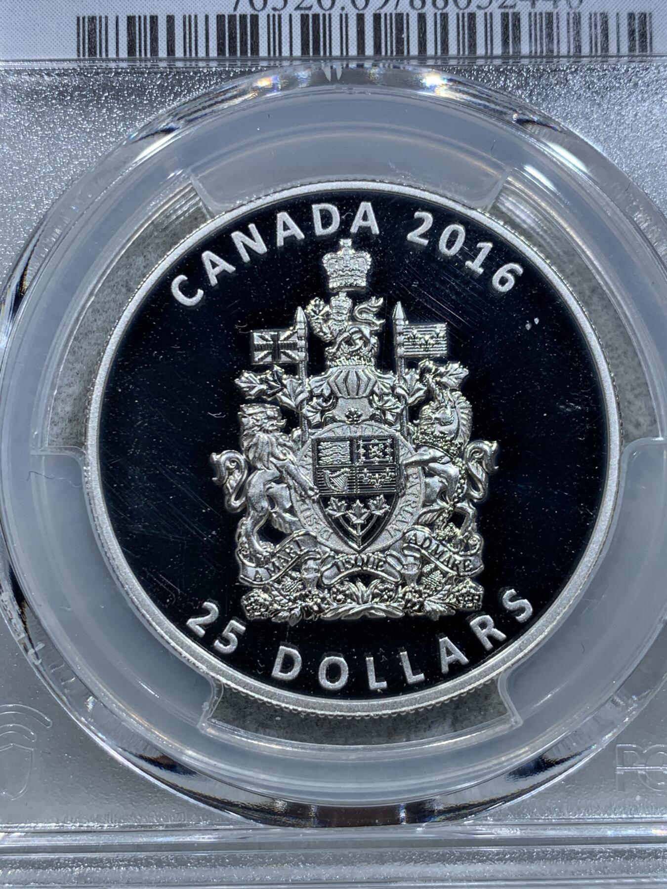 《竞宝斋》第326场 周日，周一，2场连拍 （全场包邮） PCGS PR69DCAM 加拿大2016年联邦盾徽25加元精制纪念银币（克重1盎司，999纯银，限量5985枚，盒证齐全）