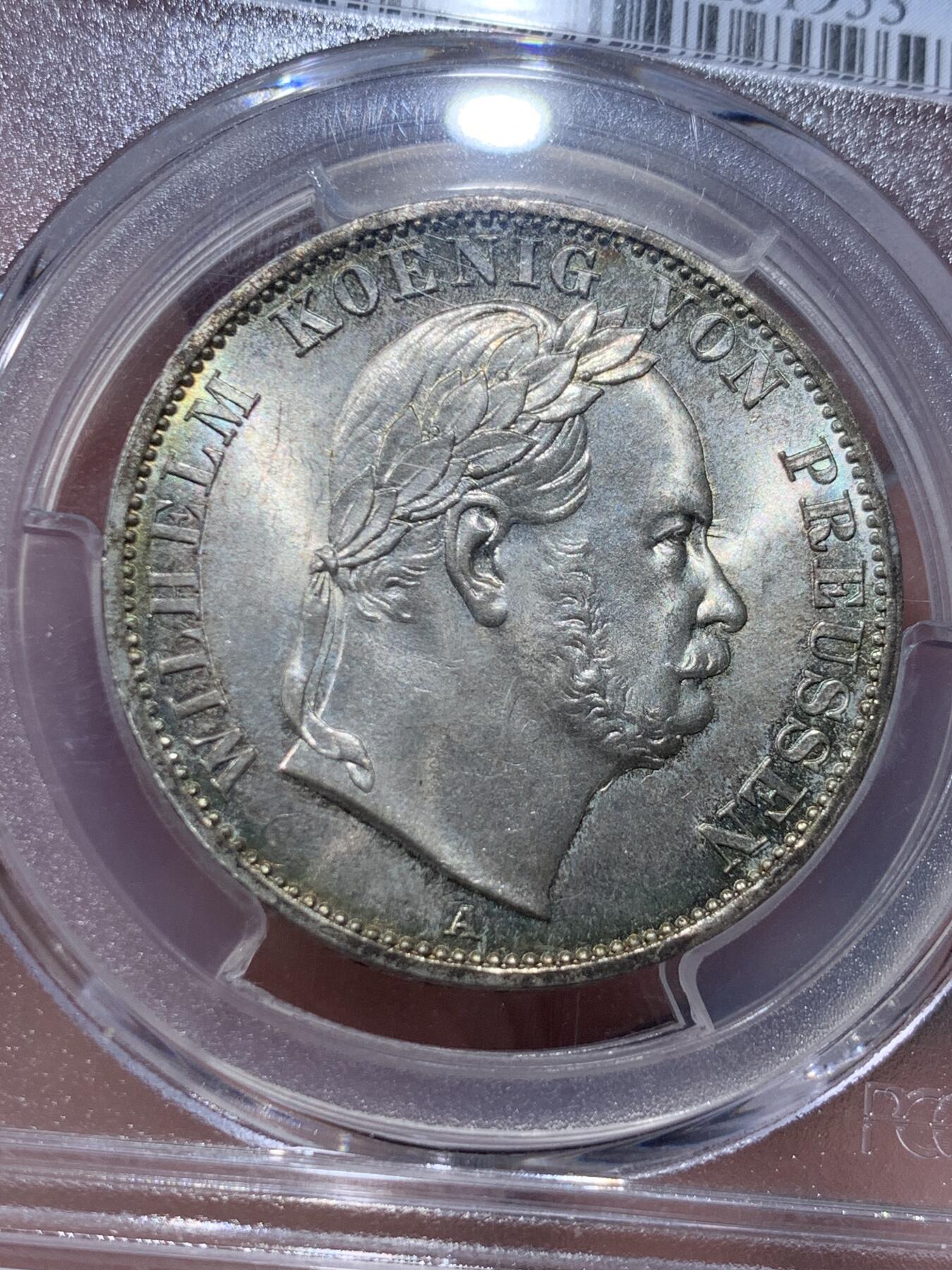 《竞宝斋》第327场 周日，周一，2场连拍 （全场包邮） PCGS MS66 1866年德国普鲁士普奥战争胜利纪念流通1泰勒 蓝绿环彩包浆 不可多得的状态