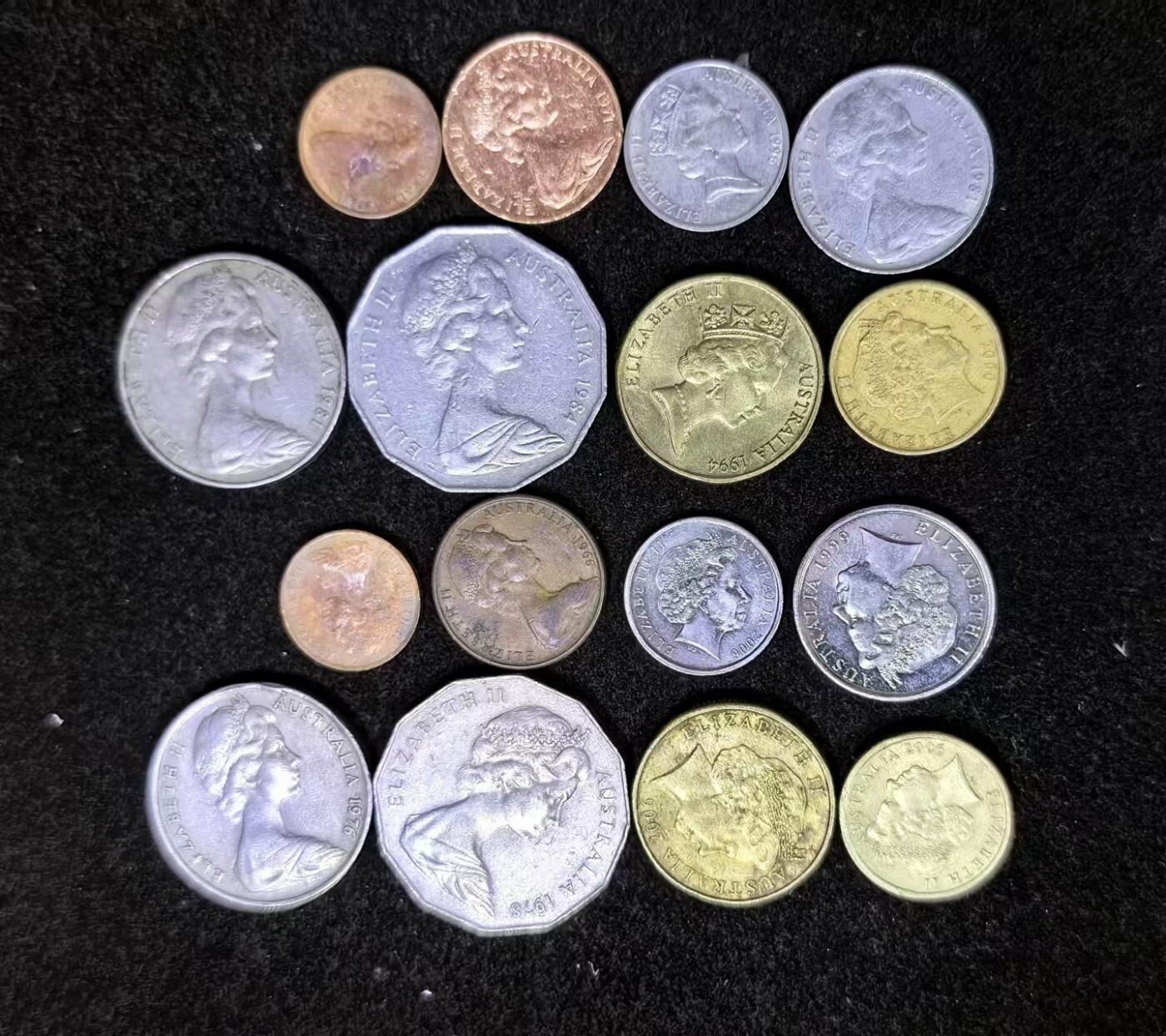 北京马甸外国币专卖微拍第130期，外国非贵金属流通币，纪念币，专场，陆续上新，欢迎关注 澳大利亚2套