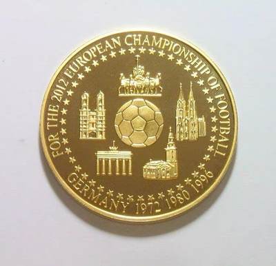 德国2012年首次夺欧洲杯50年 高浮雕精制大镀金章 40MM - 德国2012年首次夺欧洲杯50年 高浮雕精制大镀金章 40MM