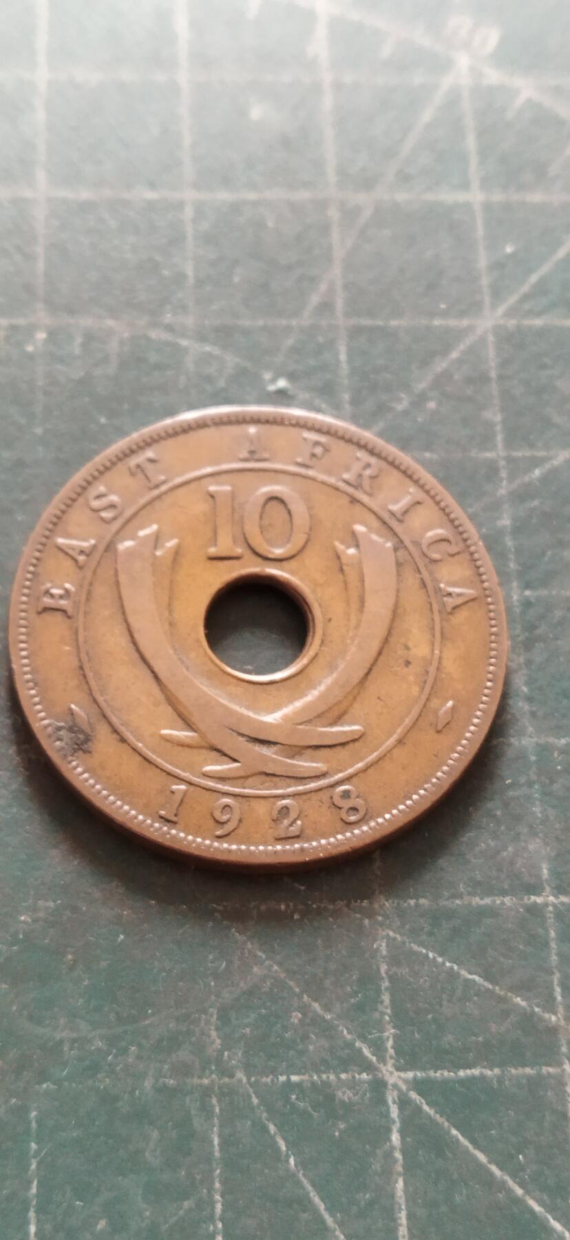 外国硬币初藏2024年第18场 英属东非1分铜币。1928年直径31mm。
