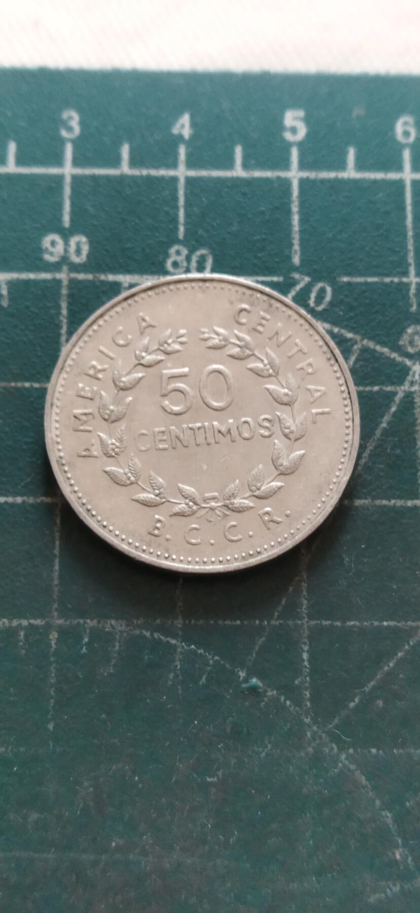 外国硬币初藏2024年第18场 哥斯达黎加50分镍币1978年直径26mm。