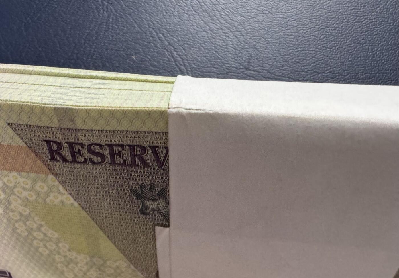 收藏联盟Quantum Auction 第392期拍卖  津巴布韦2019年5元一刀 品相UNC 角和腰带有瑕疵