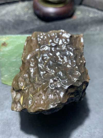 精美新疆风化，龟裂纹泥石原石把件（镇纸，摆件） 一块 - 精美新疆风化，龟裂纹泥石原石把件（镇纸，摆件） 一块