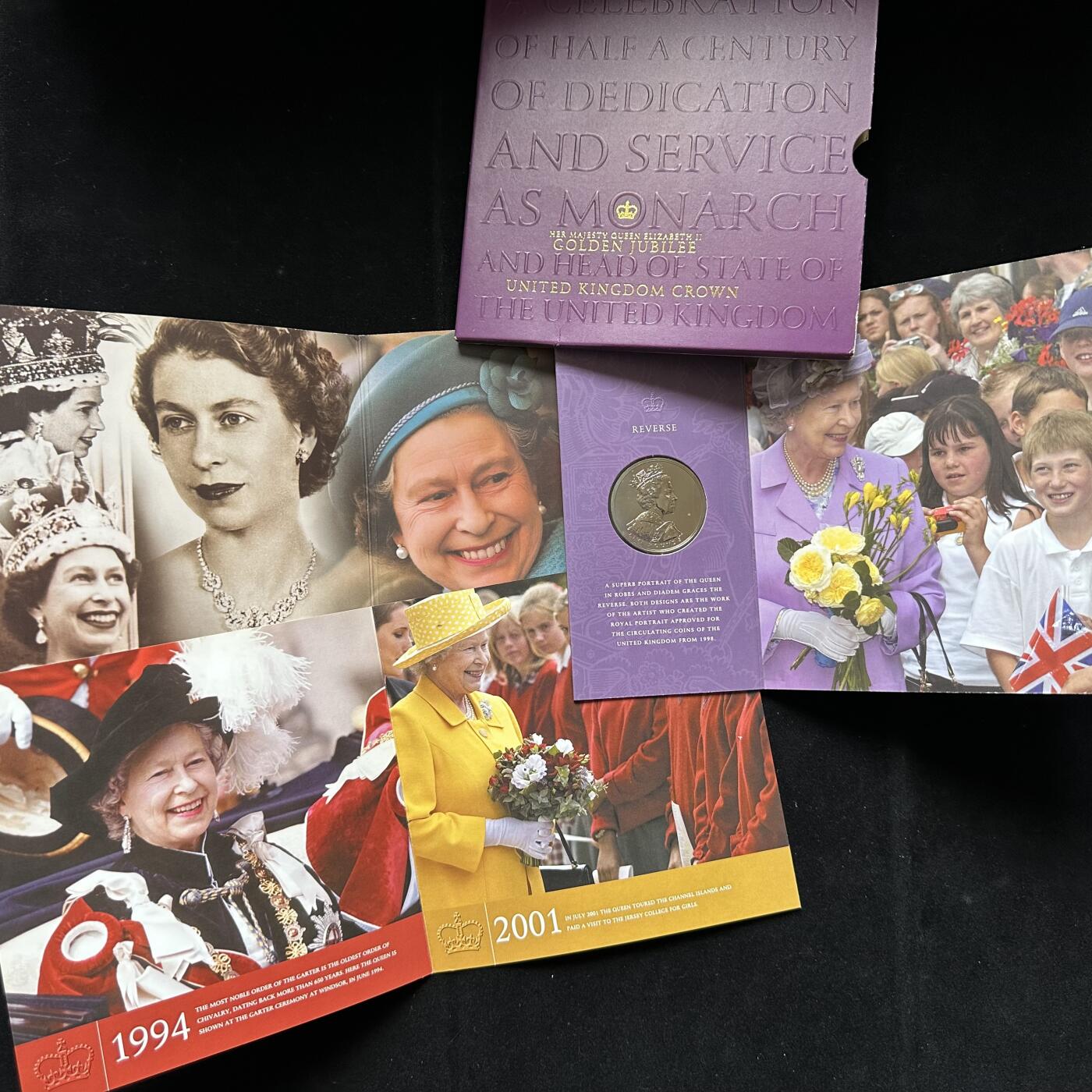 🌹外币初藏🌹🐯第100场 感谢诸友支持捧场！本期全场包邮！ 英国2002年女王登基50周年5镑纪念币