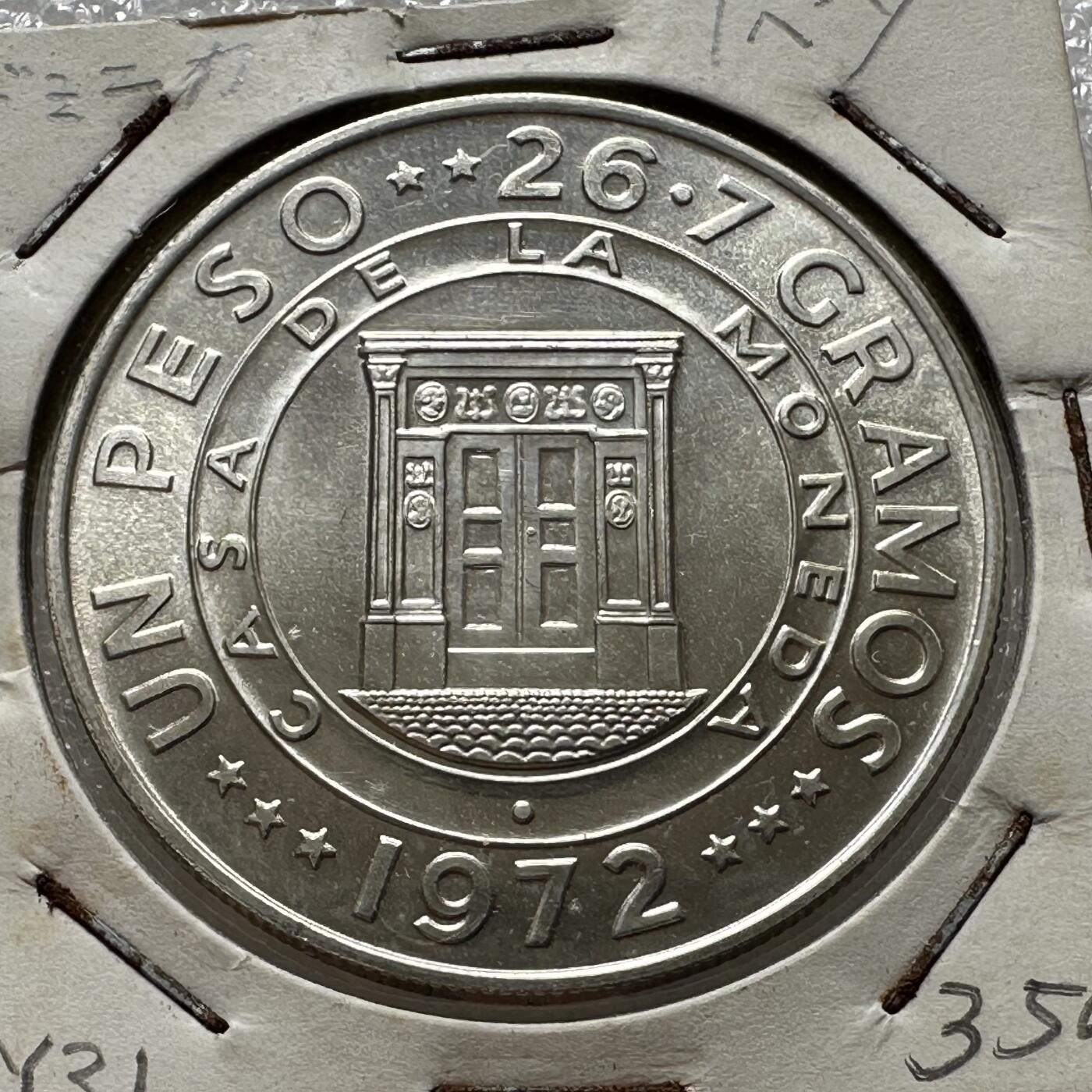 🌹外币初藏🌹🐯第100场 感谢诸友支持捧场！本期全场包邮！ 多米尼加1972年央行25周年一比索银币 26.7克90%银38毫米