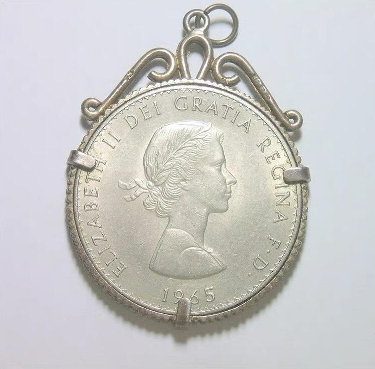 英国1965年伊丽莎白二世+丘吉尔高浮雕精制币章吊坠带银圈