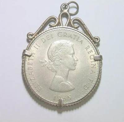 英国1965年伊丽莎白二世+丘吉尔高浮雕精制币章吊坠带银圈 - 英国1965年伊丽莎白二世+丘吉尔高浮雕精制币章吊坠带银圈