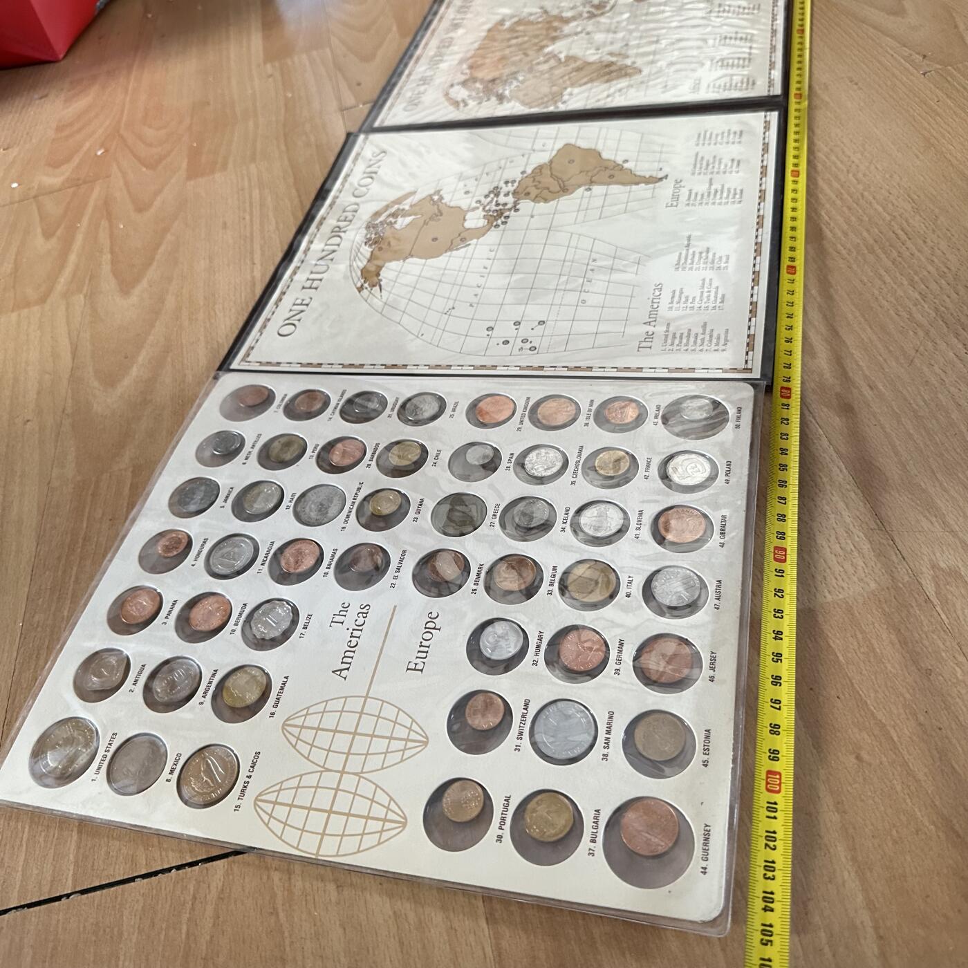 🌹外币初藏🌹🐯第100场 感谢诸友支持捧场！本期全场包邮！ 海外版百国硬币纪念册 有高值币比国内的好的多