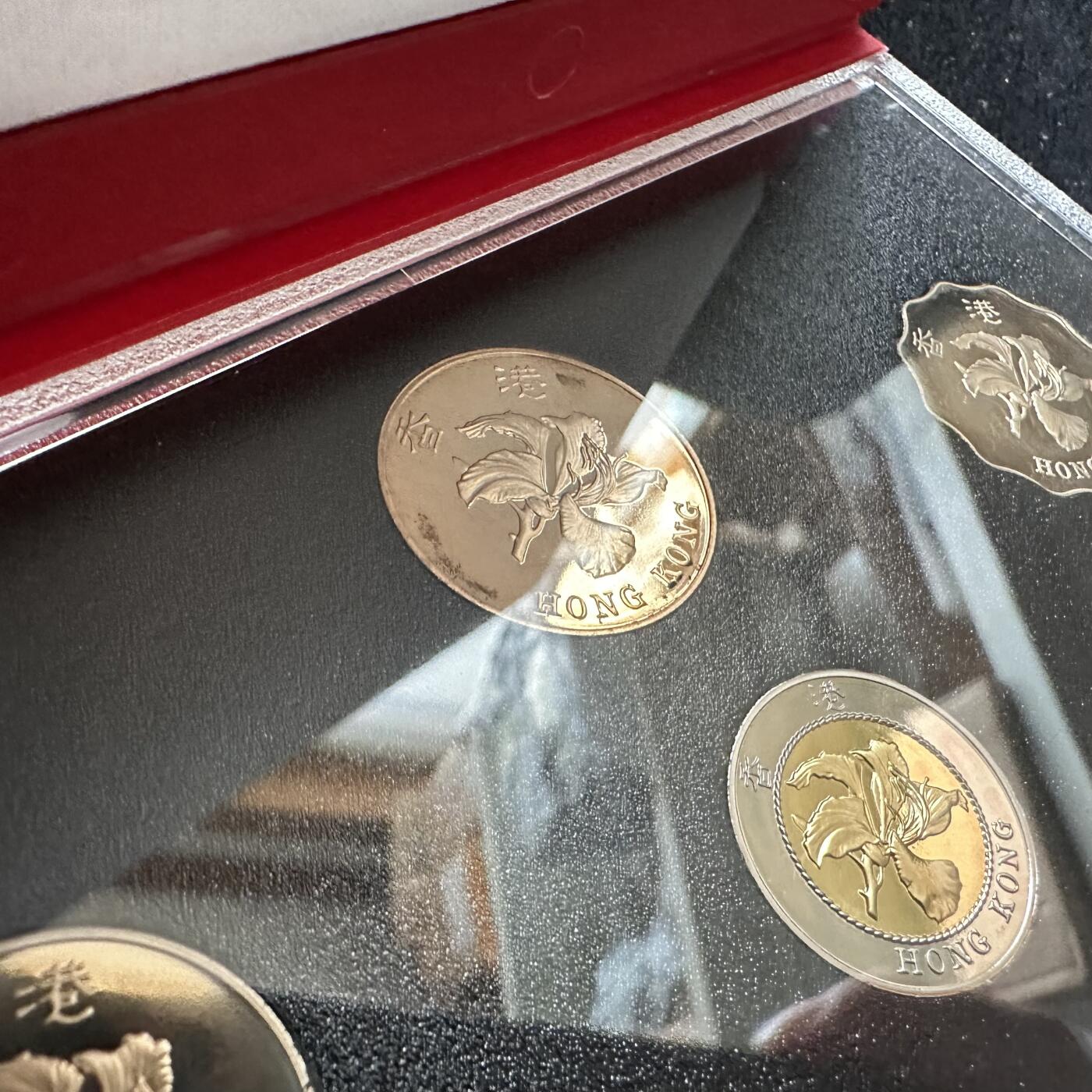 🌹外币初藏🌹🐯第100场 感谢诸友支持捧场！本期全场包邮！ 香港1997年回归纪念币精制版