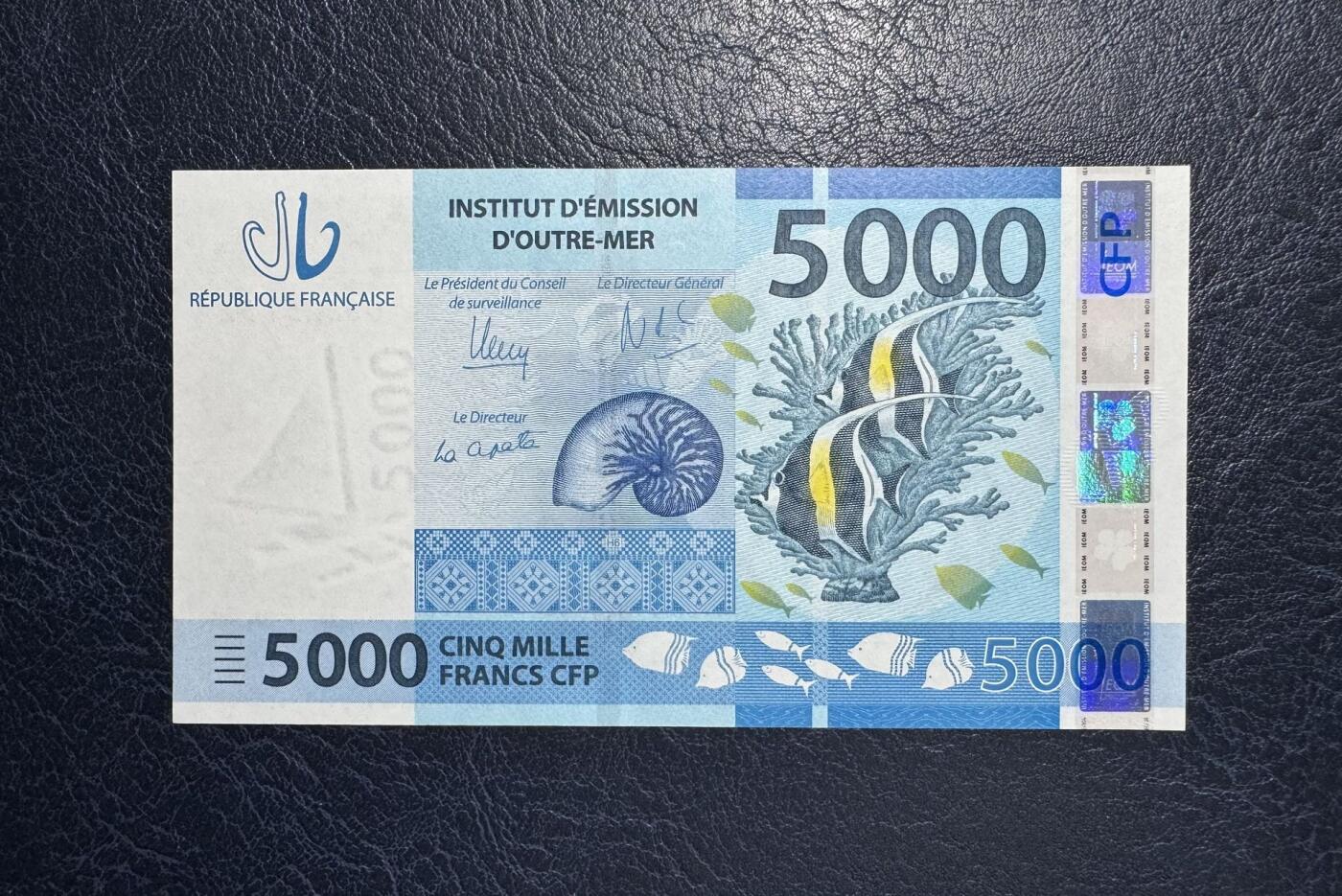 收藏联盟Quantum Auction 第392期拍卖  法属太平洋2014年5000法郎 品相全新UNC 号码全程无347  稀少